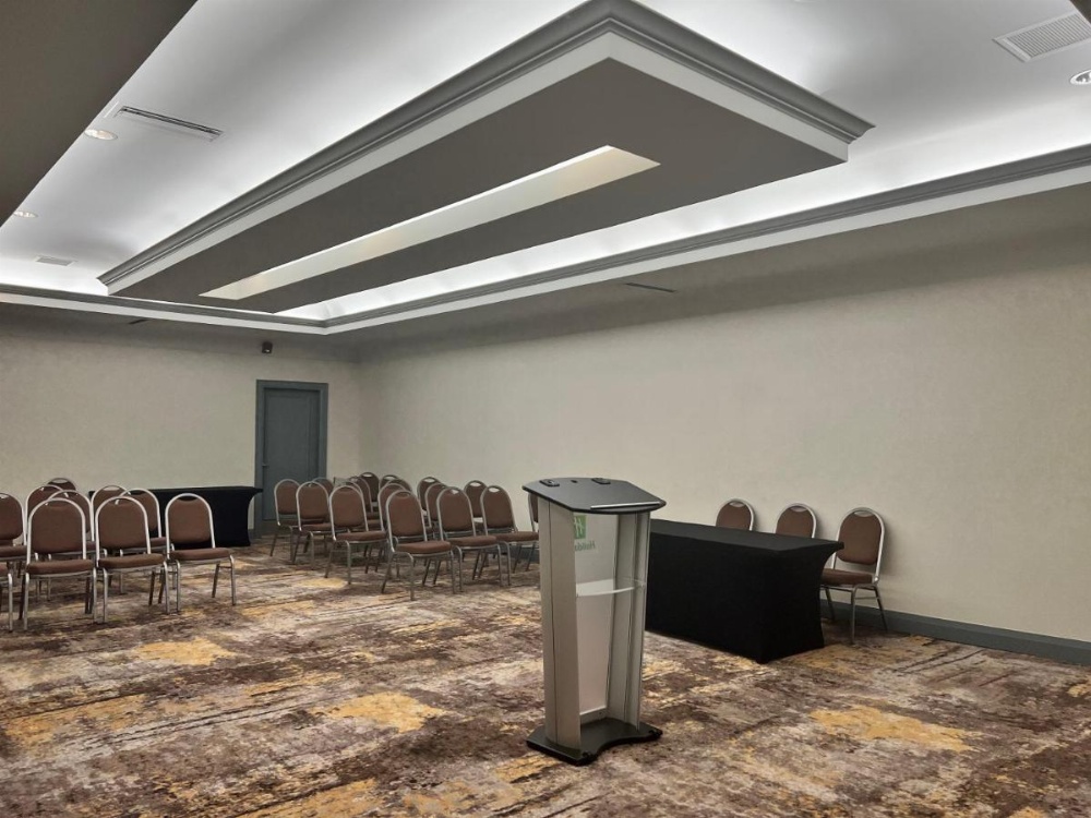 Holiday Inn Toronto Airport East Image 7